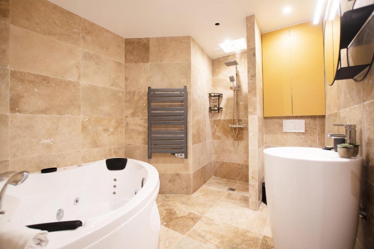 Ferienwohnung Guestready - Studio With Jacuzzi In The 10 Th Paris Exterior foto